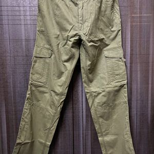 Artwork | ₹700, Woodland Cargo Pants (Mehendi Green Color) | Freeup