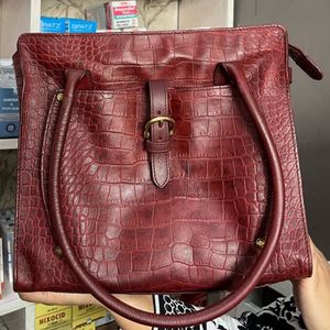 Hidesign Women's Tote Bag (Red) : : Fashion