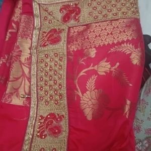 Sarees | Heavy Saree And Beautiful Work Gajari Color | Freeup