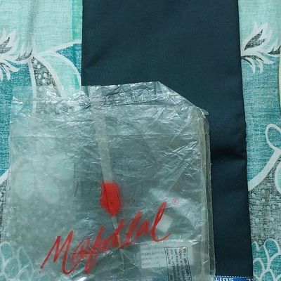 Mafatlal Polyester Navy Blue School Trousers at best price in Jagtial | ID:  2849213703655