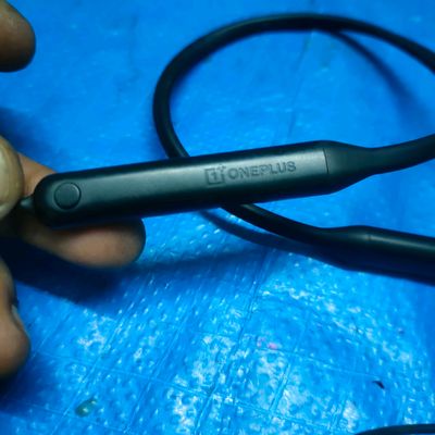 Oneplus bass online earphones