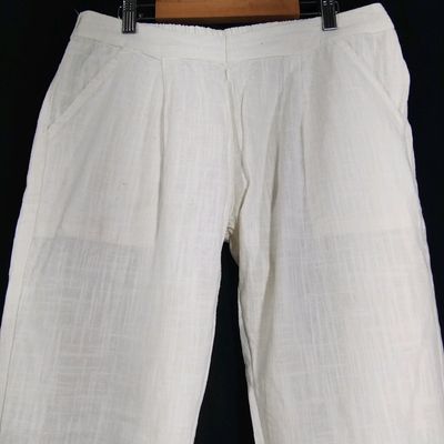 Jeans & Trousers, White Ankle Length Pencil Fit Pant (Women)