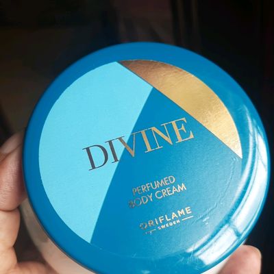 Divine discount lotion oriflame