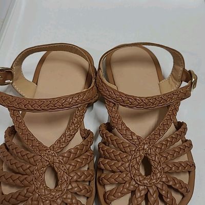 Girls Sandals - Buy Sandals for Girls Online | Mochi Shoes