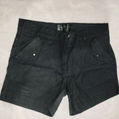 Men's Comfortable Cotton Cool Beach Hot Pants, Men's Swimming Quick Dry  Style Shorts - China Pants and Night Wear price | Made-in-China.com