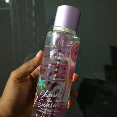 Pink chasing 2024 sunsets body mist