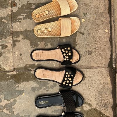 Unleash Your Style With The White Flat Sandals For Women-Dream Pairs