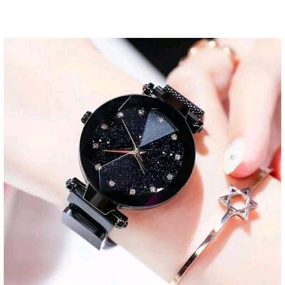 MODERN ANALOG WATCH WITH MAGNATE BELT AND CLASSIC LOOK