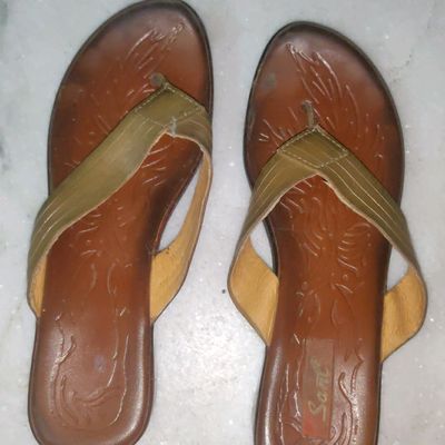 Abercrombie & Fitch Leather Flip Flops In Brown for Men