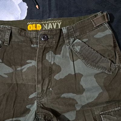 Old navy camo hot sale cargo pants