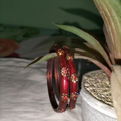 Maroon sales glass bangles