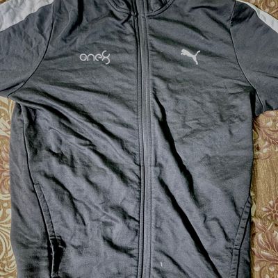 One 8 store puma jacket