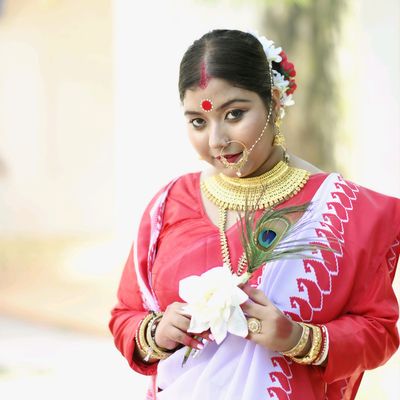 Wedding Season Khadi Silk Bengali Saree White And Red Color