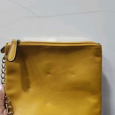 Love this bag. Anyone know the brand? : r/handbags