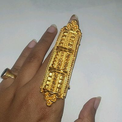 Long finger sales rings gold