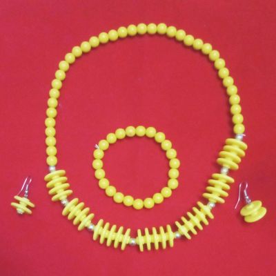 Women Multicolor and Yellow Necklace With Earrings for Women and Girls(Gift)