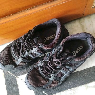 Asics running store shoes size 7