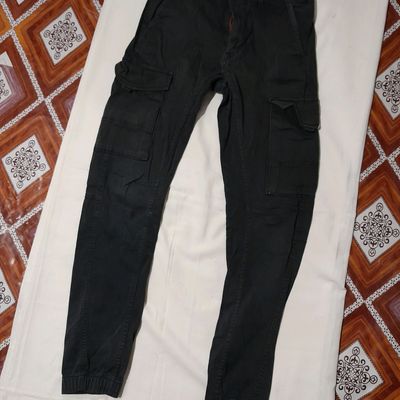 Saks Fifth Avenue Solid Womens 32x33 Button Fly Jeans Black 32 at Amazon  Men's Clothing store