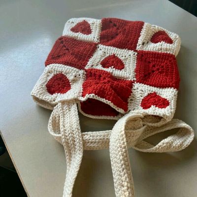 Slingbags, Crocheted Heart Tote Bag