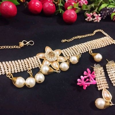 Buy Red & White FashionJewellerySets for Women by ZAVERI PEARLS Online |  Ajio.com