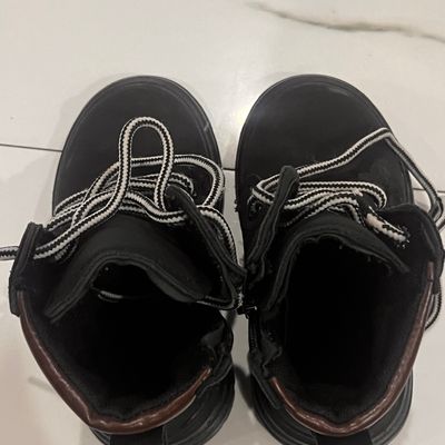 First cry 2025 sale shoes