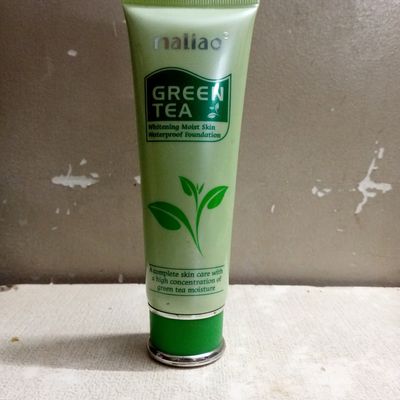 Foundation GREEN TEA Whitening Moist Skin Waterproof Foundati