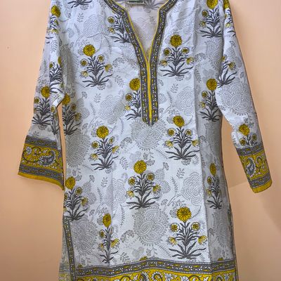 Buy Mayur Sabhyata Viscose Silk Fancy Readymade Kurtis Collection Wholesale  Price