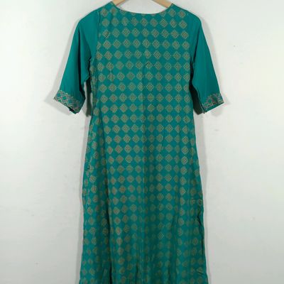 Buy Designer Sarees, Salwar Kameez, Kurtis & Tunic and Lehenga  Choli.Appealing Silk Dark Sea Green Saree