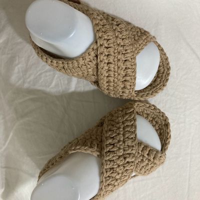 CROCHET PATTERN Crochet Slingbacks PDF Woman sizes by Mamachee, $5.50 |  Sandals patterns, Crochet shoes, Crochet sandals