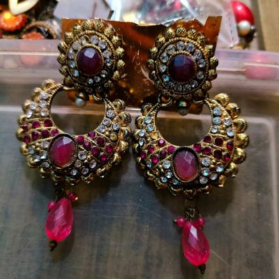 Red shop heavy earrings