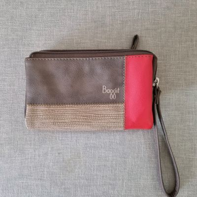 Baggit clutches sale