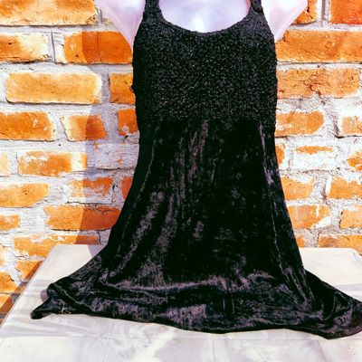 Velvet Long Frock at Rs 2500/piece