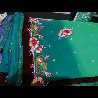 15405 BUY RICH BEAUTIFUL DESIGNER SAREES WITH HEAVY DESIGNER BLOUSE ON  REEWAZ INTERNATIONAL - Reewaz International | Wholesaler & Exporter of  indian ethnic wear catalogs.