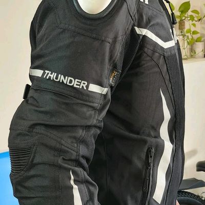 Scala Gears Thunder Armored Level 2 Riding Jacket with rain and thermal  Liners (Black Grey, 3XL) : Amazon.in: Fashion