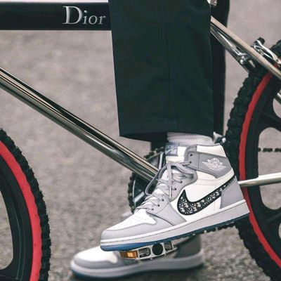 Men White Nike X Dior Air Jordan 1, Size: 41-45