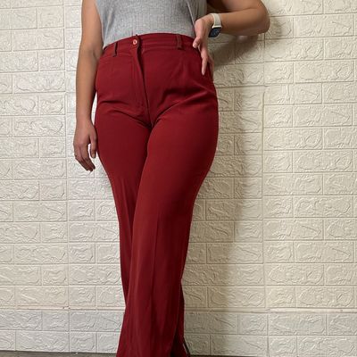 8 Ways to Rock Your Burgundy Pants (Outfit & Style Ideas)