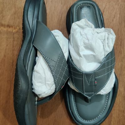 Branded chappal clearance mens