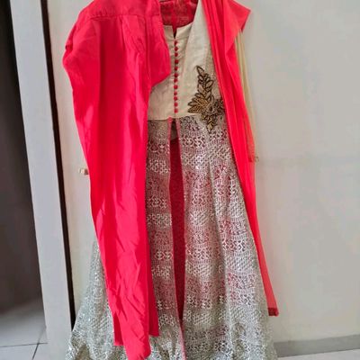 Bajirao Mastani Deepika Padukone | Mastani dress, Deepika padukone style,  Indian aesthetic