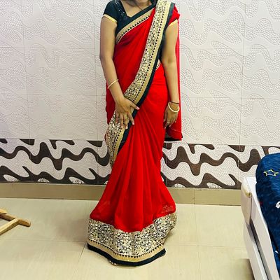 Buy Best Red Saree with Black Border Online 2024 | trendwati