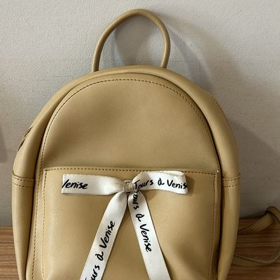 MINISO Drawstring Bucket Bag with Long Shoulder Strap Small Hobo Crossbody  Bags for Women Girls, Beige - Walmart.com