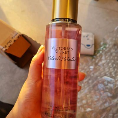  Victoria's Secret Velvet Petals Fragrance Mist and