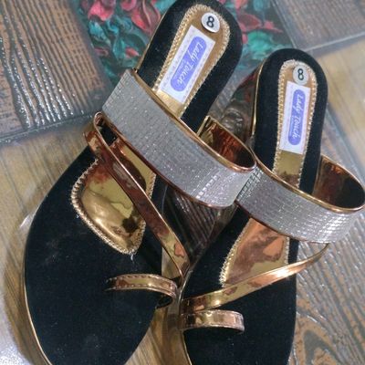 Broad heel clearance sandal