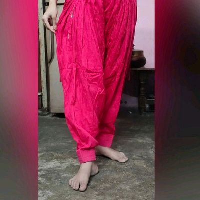 Photo of Light Green Patiala Suit with Hot Pink Dupatta | Combination  dresses, Light green dress, Indian outfits