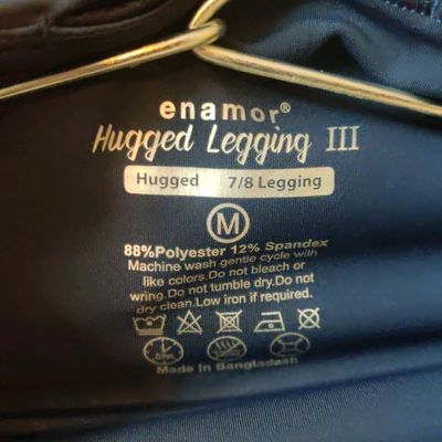 Buy Enamor Hugged Mid Rise Track Pant - Jet Black at Rs.999 online |  Activewear online