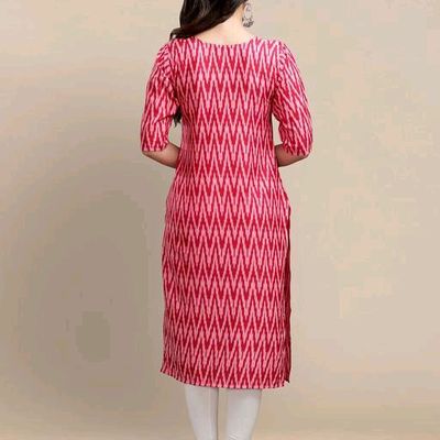 HANDLOOM COTTON KURTI HANDLOOM COTTON FABRIC, YOKE AND BACK PORTION IS  EMBELLISHED WITH ZIG-ZAG WEAVING PATTERN AND FRONT BODY ENHANCED ... |  Instagram
