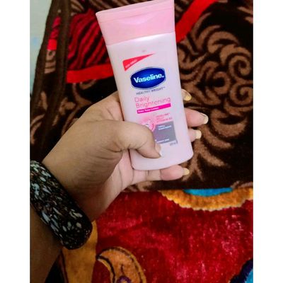 Vaseline deals lotion pink