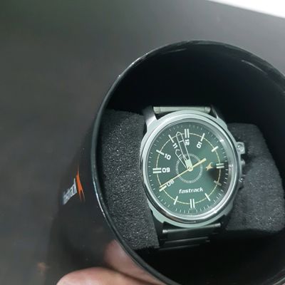 Fastrack ng3039sm02c clearance price