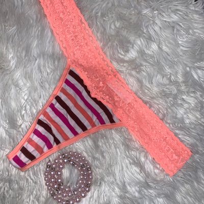 VICTORIA'S SECRET THONG 