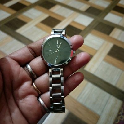 Titan shop watch ne2480sm02