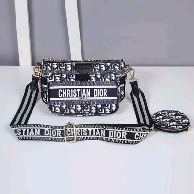 Christian dior discount sling bag black